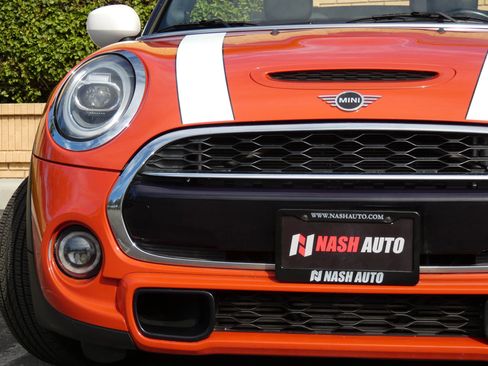 Used 2021 MINI Cooper S image 18