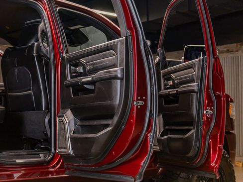 Used 2019 RAM 2500 Limited image 34