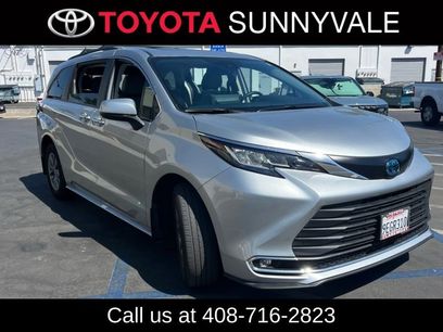 Used 2023 Toyota Sienna XLE