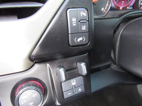 Used 2015 GMC Yukon Denali w/ Open Road Package image 21