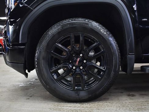Used 2024 GMC Sierra 1500 Elevation image 10