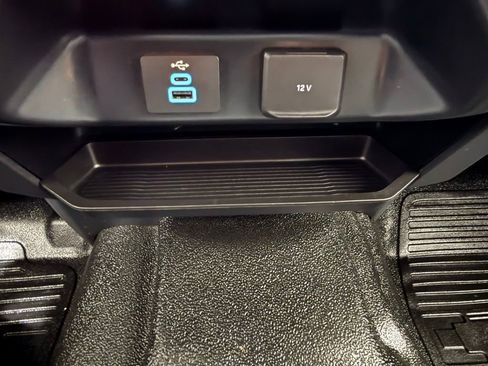 Used 2024 Ford F350 XLT w/ XLT Premium Package image 39