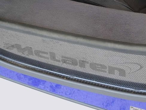 Used 2015 McLaren 650S Spider image 21