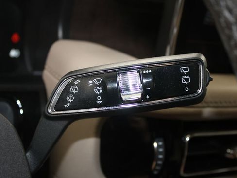 Used 2022 Lincoln Nautilus Reserve w/ Equipment Group 201A image 41