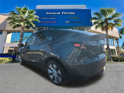 Used 2023 Tesla Model Y Long Range image 7