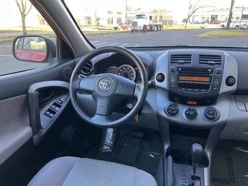 Used 2007 Toyota RAV4 2WD image 12