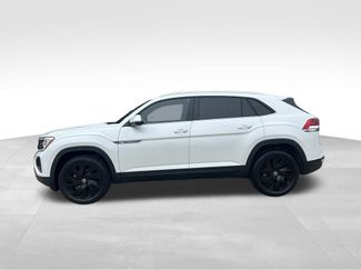 New 2026 Volkswagen Atlas Cross Sport SE video 2