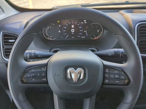 New 2026 RAM ProMaster 2500 w/ Quick Order Package 22G SLT image 29