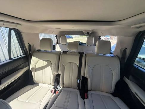Used 2020 Ford Expedition Max Platinum AWD/4WD image 10