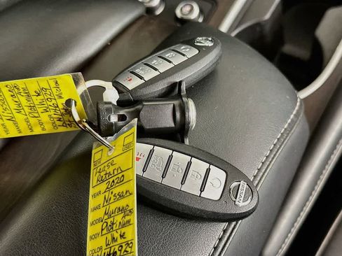 Used 2020 Nissan Murano Platinum AWD/4WD image 22
