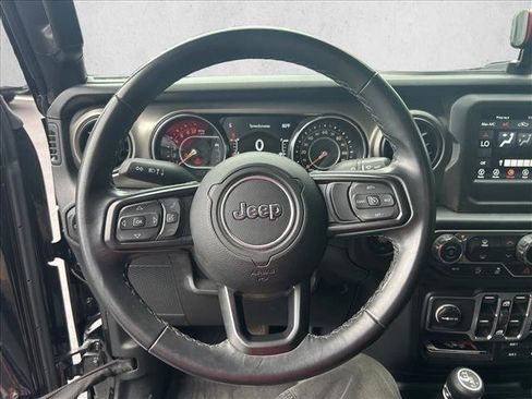 Used 2021 Jeep Gladiator Sport AWD/4WD image 11
