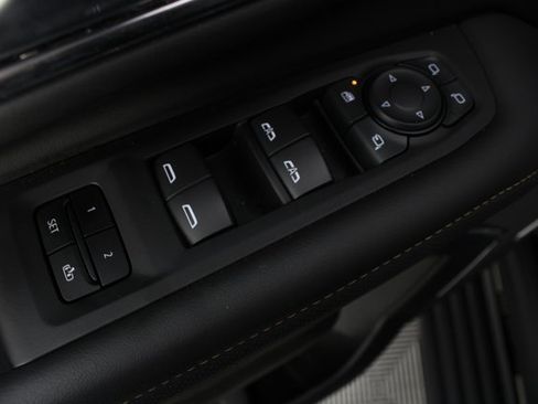 Used 2024 GMC Yukon AT4 w/ AT4 Premium Package image 15