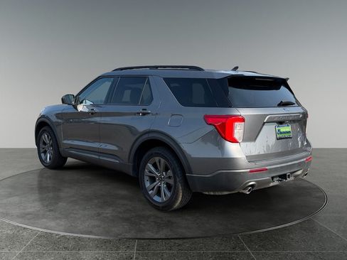 Used 2023 Ford Explorer XLT w/ Equipment Group 202A AWD/4WD image 7
