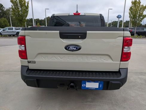 New 2025 Ford Maverick XLT w/ XLT Luxury Package image 5