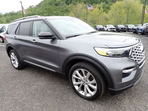 Used 2022 Ford Explorer Platinum w/ Technology Package AWD/4WD image 11