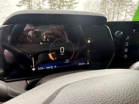 Used 2024 Chevrolet TrailBlazer LT w/ Driver Confidence Package image 32