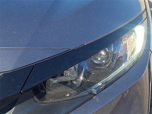 Used 2019 Honda Civic EX-L image 9