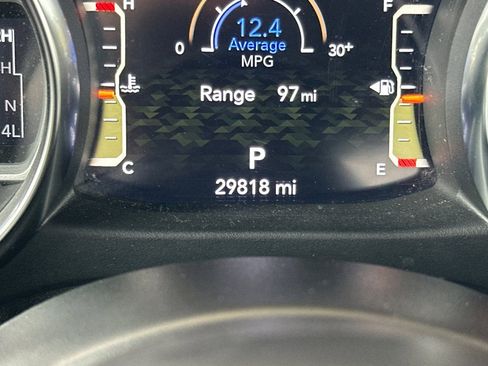 Used 2021 Jeep Gladiator Willys image 24