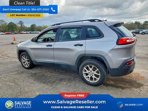 Used 2016 Jeep Cherokee Sport image 3