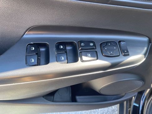 Used 2020 Hyundai Kona SE AWD/4WD image 13