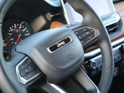 Used 2024 Jeep Compass Limited image 24