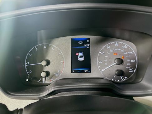 Certified 2024 Toyota Corolla LE image 19