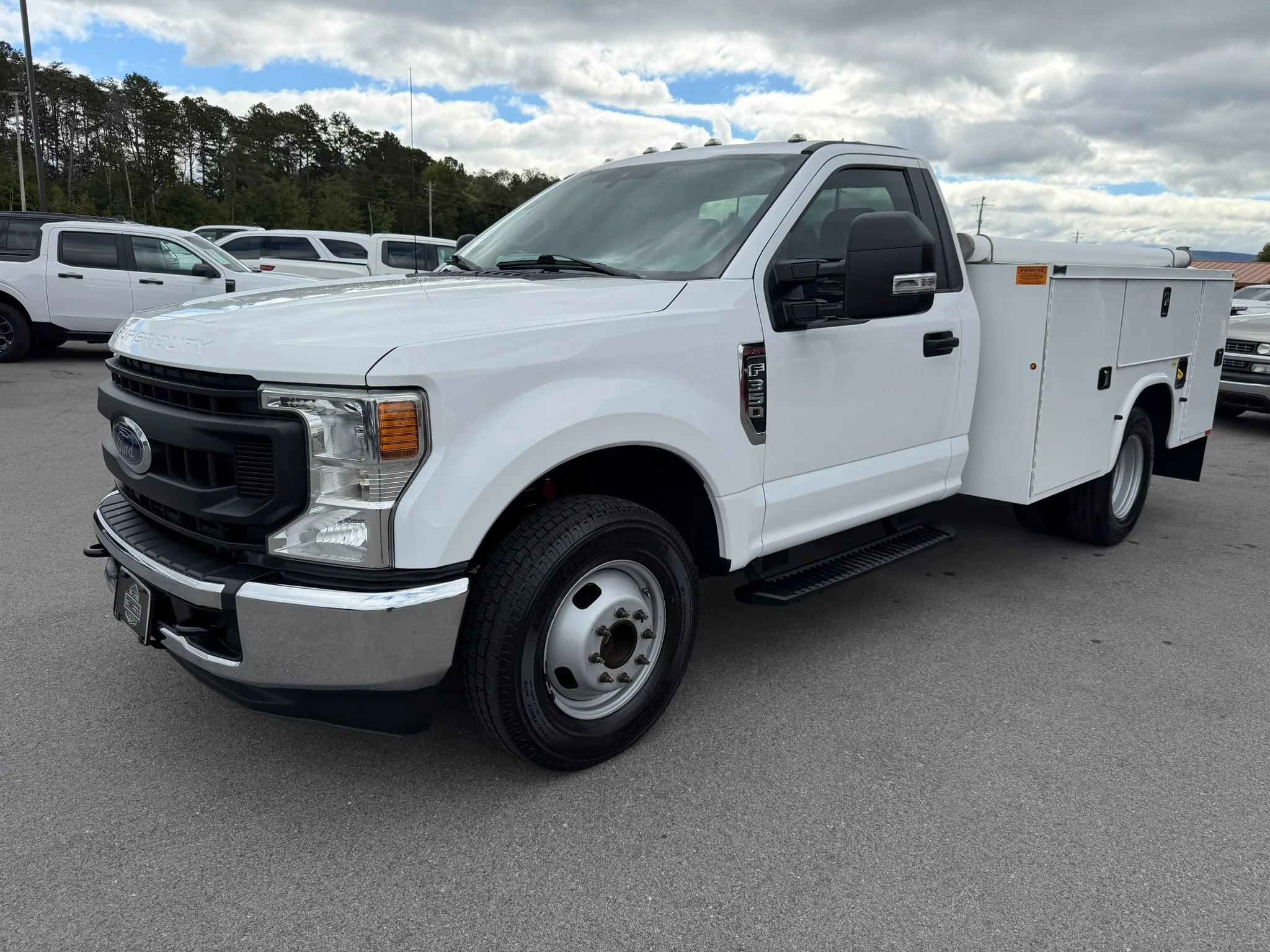 Used 2020 Ford F350 XL w/ Power Equipment Group RWD image 2