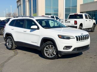 Used 2020 Jeep Cherokee Latitude Plus w/ Cold Weather Group video 2