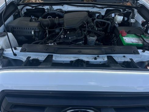 Used 2021 Toyota Tacoma SR RWD image 34