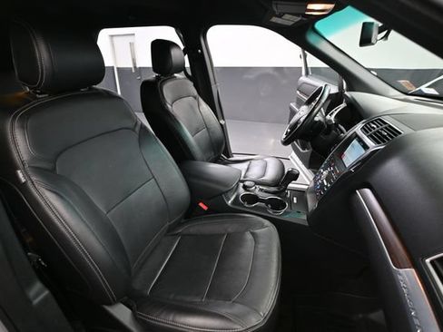 Used 2017 Ford Explorer Limited AWD/4WD image 49
