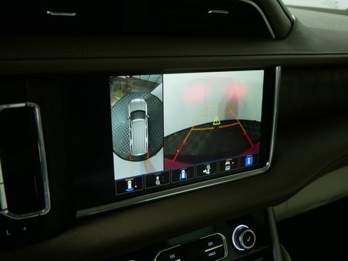 Used 2024 GMC Yukon Denali AWD/4WD image 36