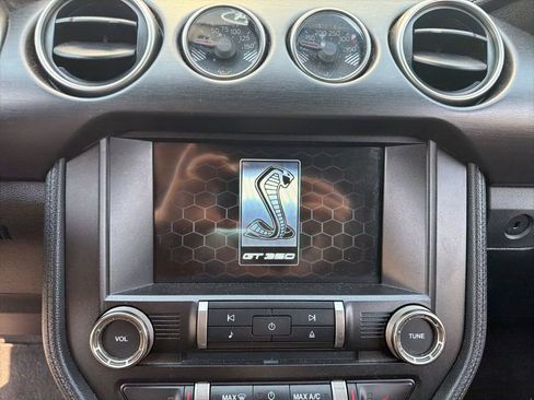 Used 2016 Ford Mustang Shelby GT350 RWD image 14