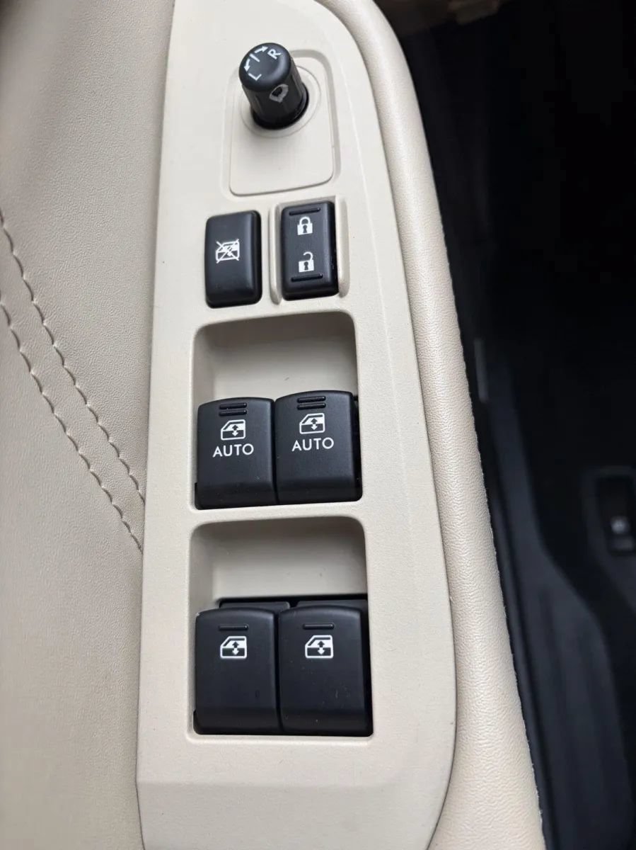 Used 2019 Subaru Outback 2.5i Limited AWD/4WD image 31