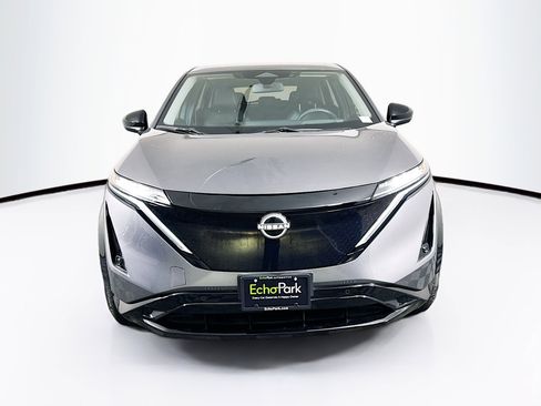 Used 2023 Nissan Ariya AWD image 2