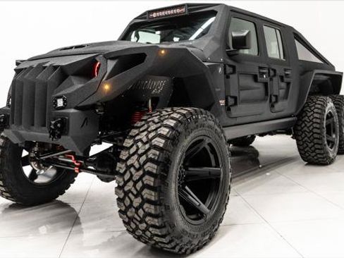 Used 2025 Jeep Gladiator Sport image 10