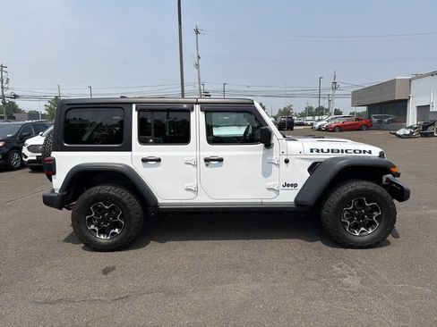 Used 2023 Jeep Wrangler Unlimited Rubicon 4xe w/ Cold Weather Group AWD/4WD image 7