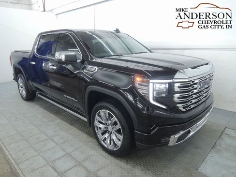 Used 2024 GMC Sierra 1500 Denali w/ Denali Reserve Package image 1