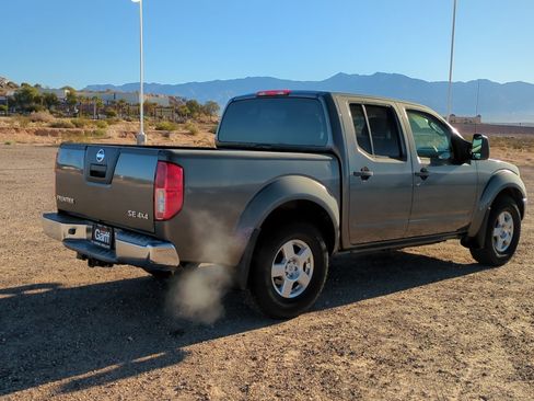 Used 2008 Nissan Frontier SE w/ SE Value Truck Pkg image 3