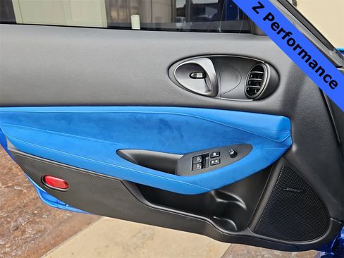 Used 2024 Nissan Z Performance w/ Floor Mat Package image 25