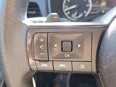 Used 2024 Nissan Rogue S FWD image 20