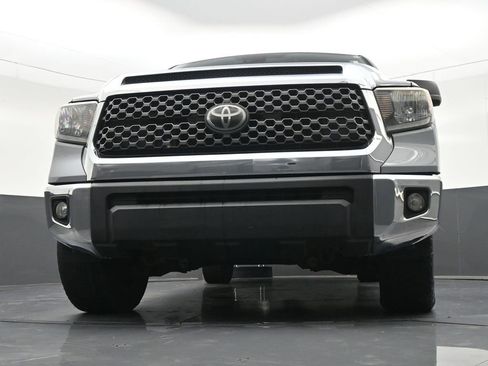 Used 2020 Toyota Tundra SR5 w/ SR5 Upgrade Package RWD image 32