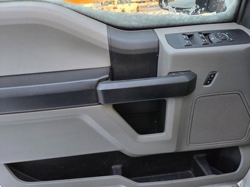 Used 2021 Ford F250 XL w/ Power Equipment Group image 6