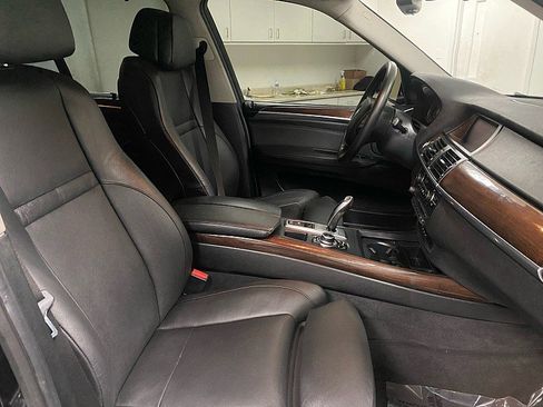 Used 2013 BMW X5 xDrive35i image 16