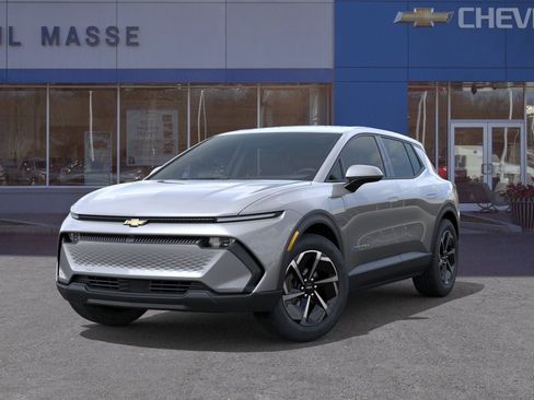 New 2026 Chevrolet Equinox EV LT image 6