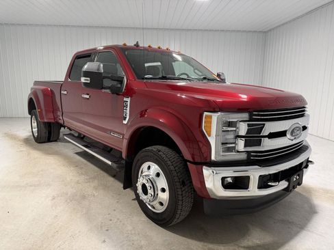 Used 2019 Ford F450 Lariat w/ Lariat Ultimate Package image 3