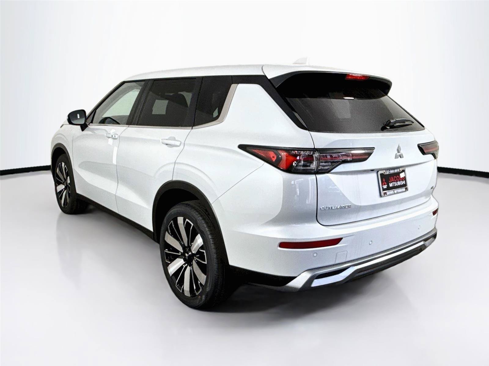 New 2026 Mitsubishi Outlander SE FWD image 26