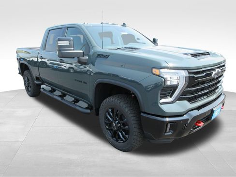 New 2026 Chevrolet Silverado 3500 LTZ w/ LTZ Plus Package AWD/4WD image 8