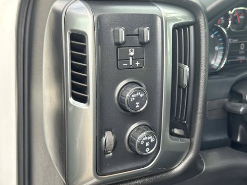 Used 2018 Chevrolet Silverado 1500 LT w/ All Star Edition AWD/4WD image 19