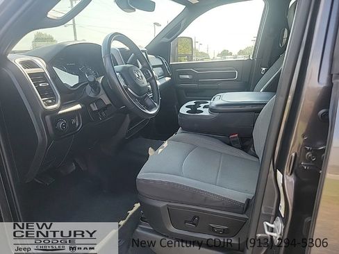 Used 2024 RAM 2500 Big Horn AWD/4WD image 11