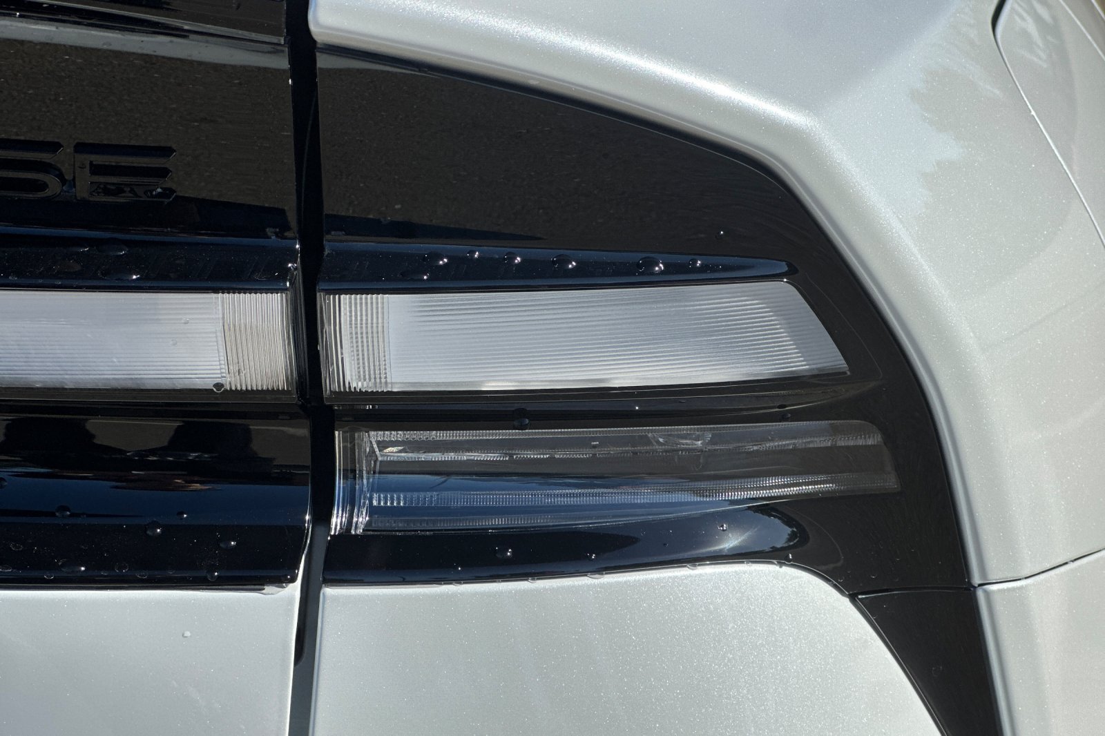 New 2027 Toyota Prius Plug-In Hybrid FWD image 31